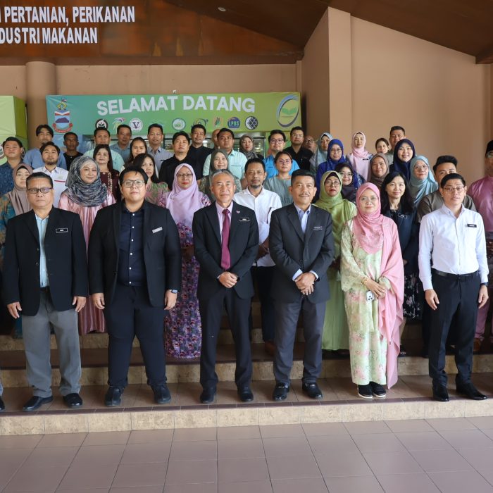 MAJLIS PERHIMPUNAN BULANAN KAKITANGAN PERINGKAT IBU PEJABAT DAN SAMBUTAN HARI RAYA AIDILFITRI