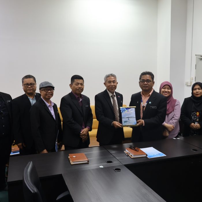 KUNJUNGAN RASMI KO-NELAYAN KEPADA YAYASAN USAHA MAJU