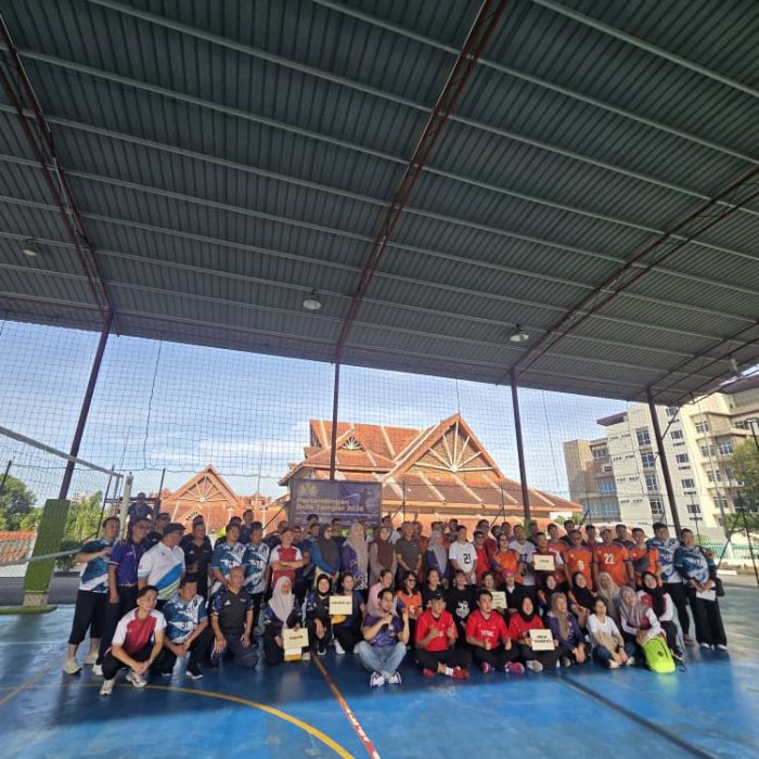 KEJOHANAN BOLA TAMPAR TERTUTUP YAYASAN USAHA MAJU